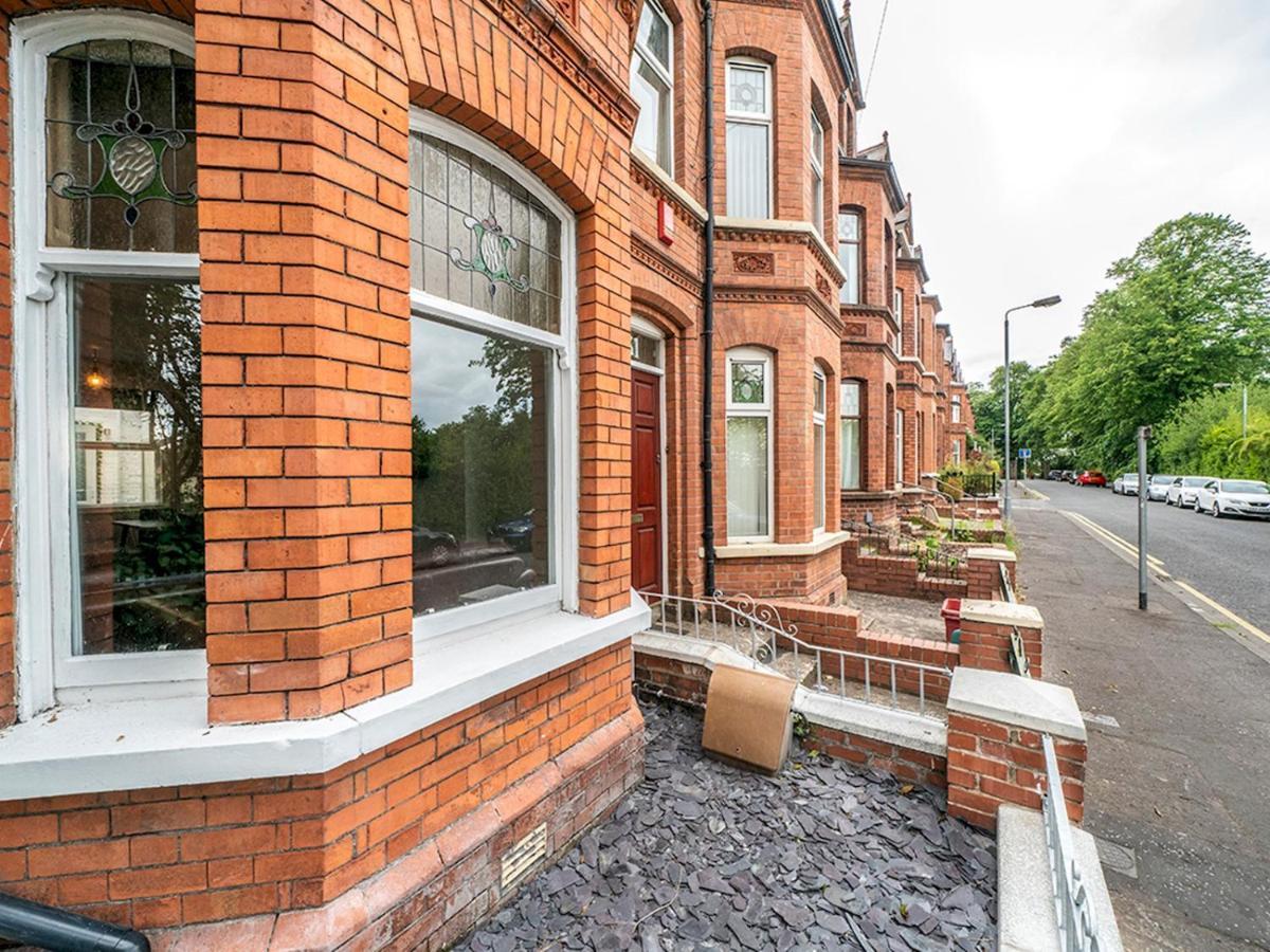 Pass The Keys Beautiful 4Br Restored Red Brick Cafes And Park Belfast Luaran gambar