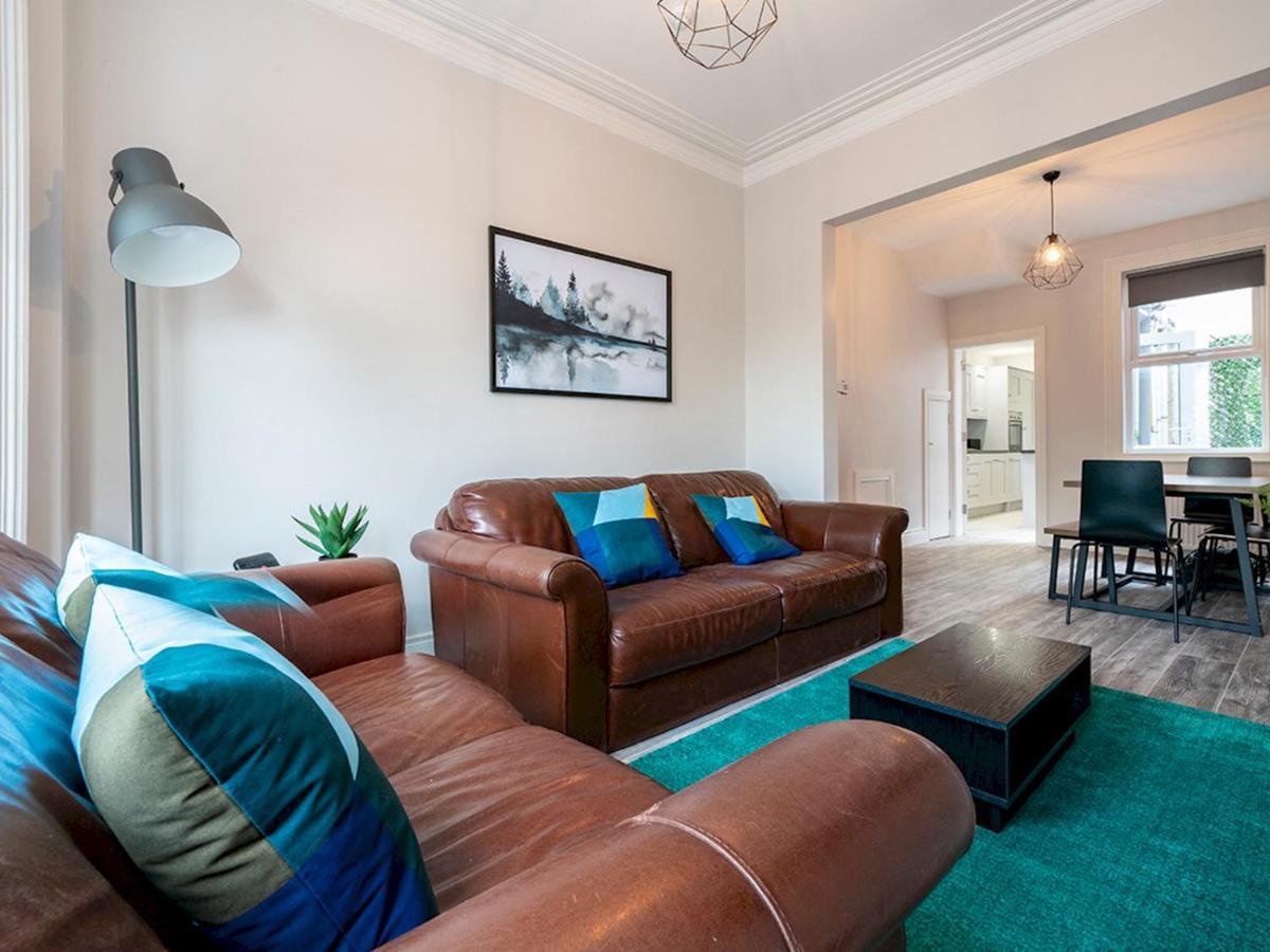Pass The Keys Beautiful 4Br Restored Red Brick Cafes And Park Belfast Luaran gambar